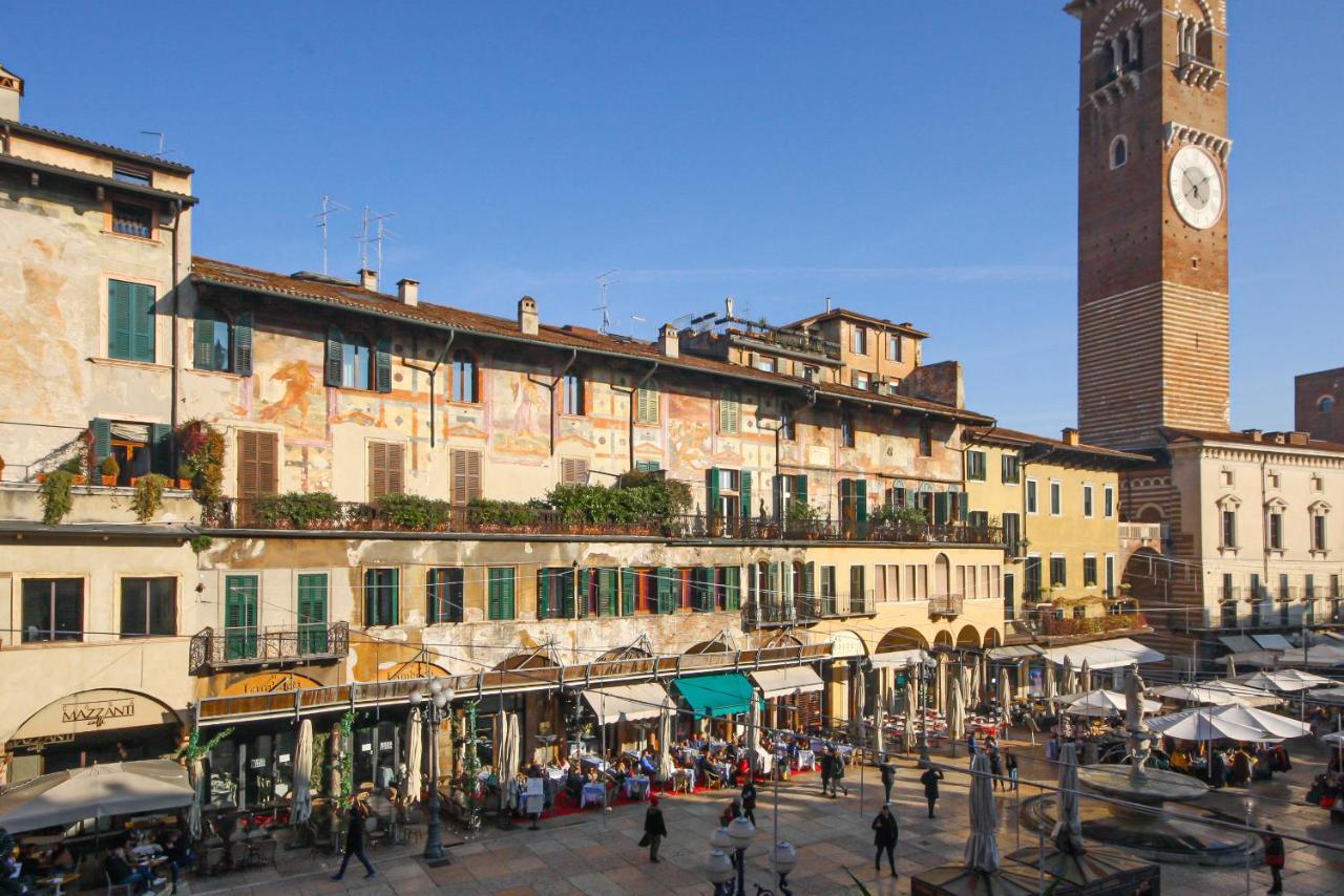 Residenza Buglioni Piazza Erbe Apartment เวโรนา ภายนอก รูปภาพ